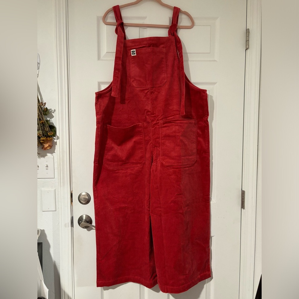 NWT LUCY & YAK JENNY DUNGAREE: ORGANIC CORDUROY- RASPBERRY